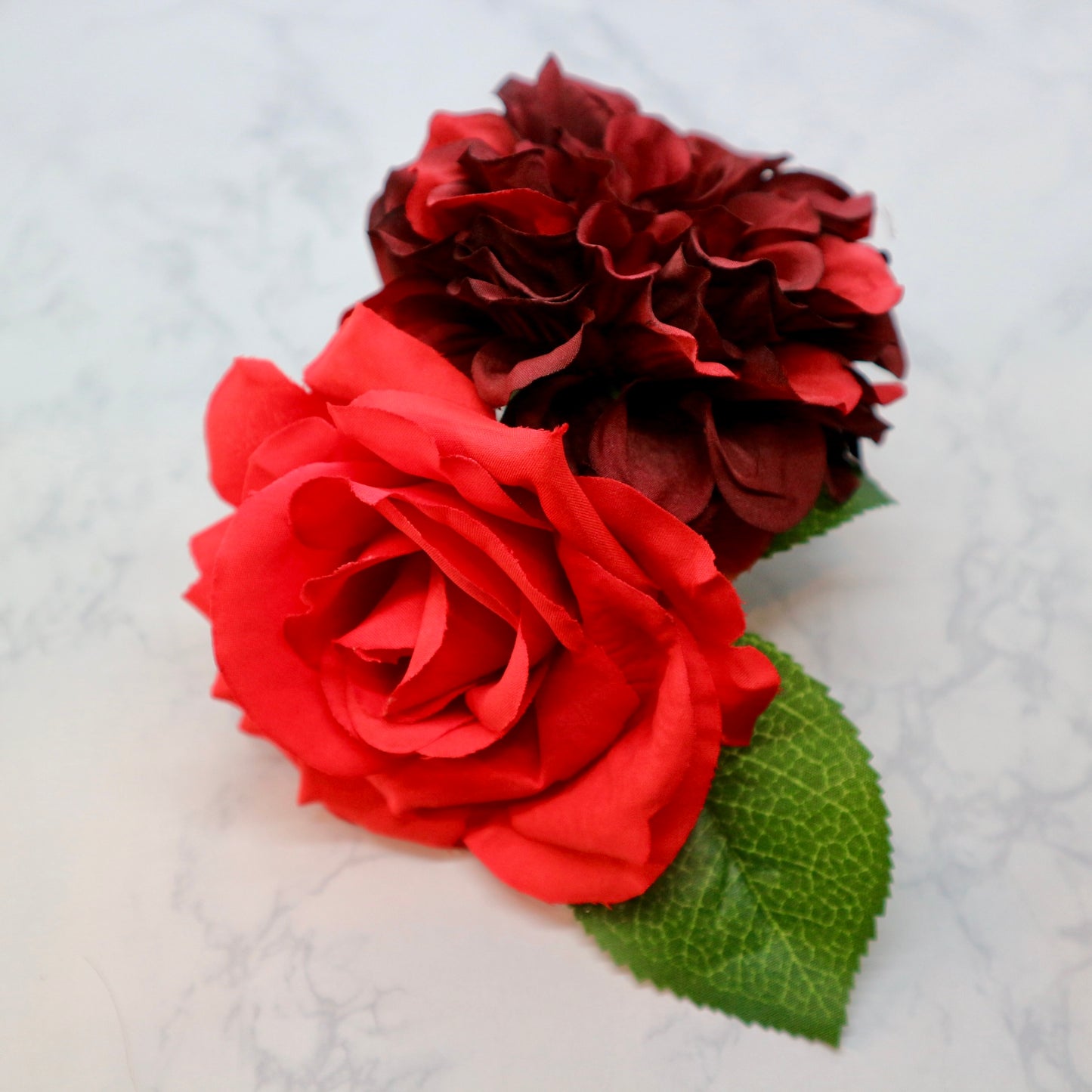 フラメンコ花髪飾り:フローレス ツイン(ボルドーダリヤ&スカーレット薔薇)