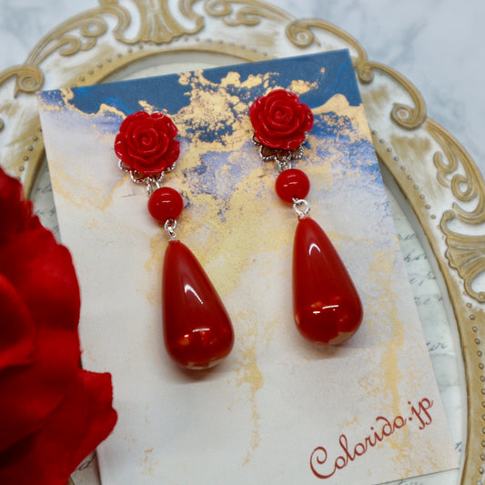 赤い薔薇とぽってりドロップのピアス(イヤリング)