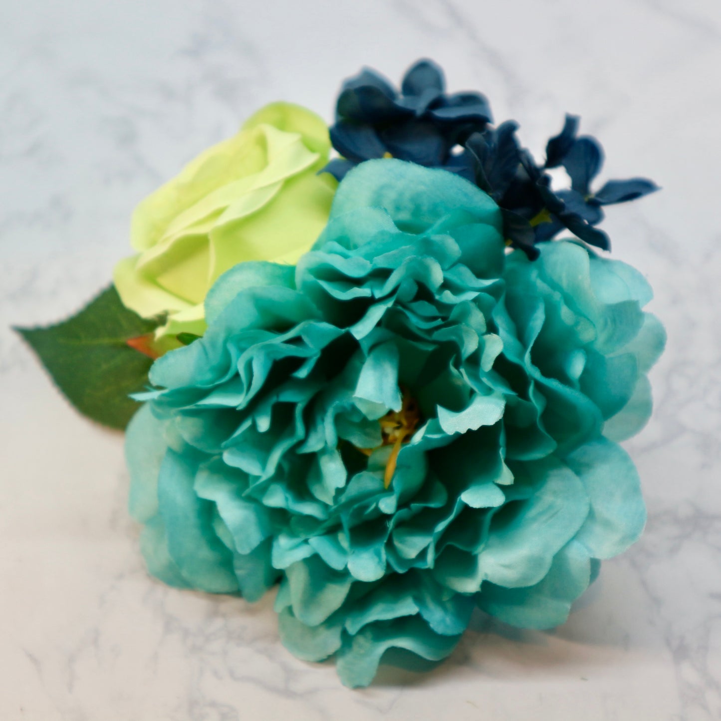 フラメンコ花髪飾り:フローレス(ブルーのピオニーと薔薇のブーケ)