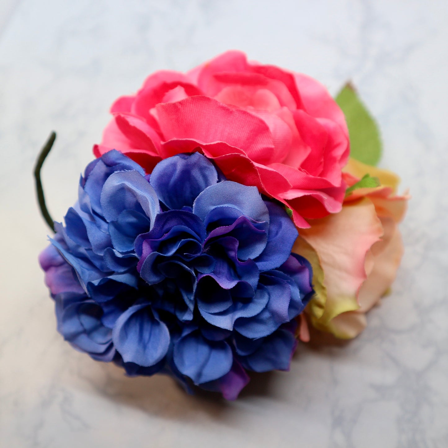 フラメンコ花髪飾り:フローレス(淡いピンク薔薇、ピンクと青紫のブーケ)