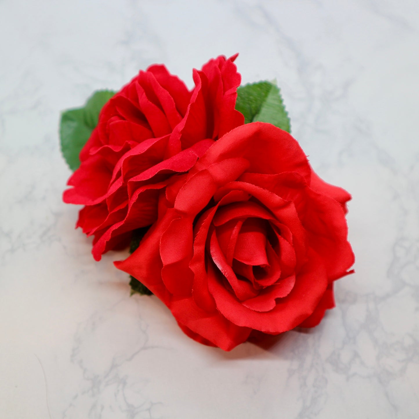 フラメンコ花髪飾り:フローレス ツイン薔薇(赤ベルベット＆スカーレット)