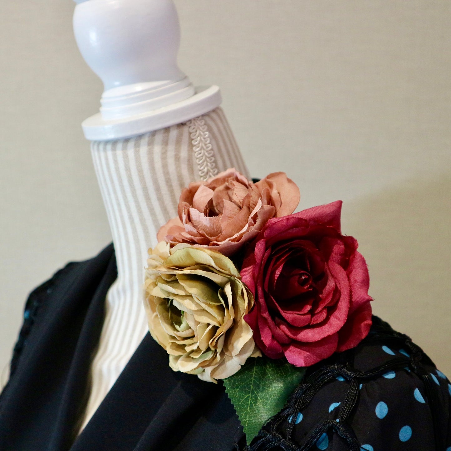 フラメンコ花髪飾り:フローレス(モーブ、ダークピンク＆ベージュのブーケ※1輪づつのセパレート可能)