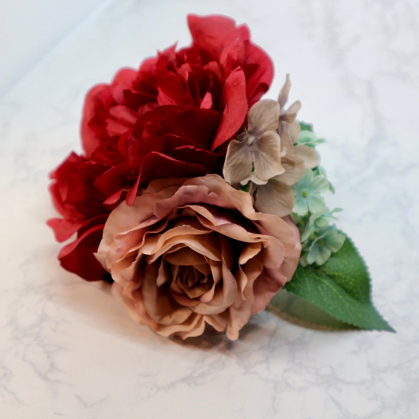 フラメンコ花髪飾り:フローレス(深紅のピオニーと薔薇のブーケ◎1輪づつのセパレート可能)